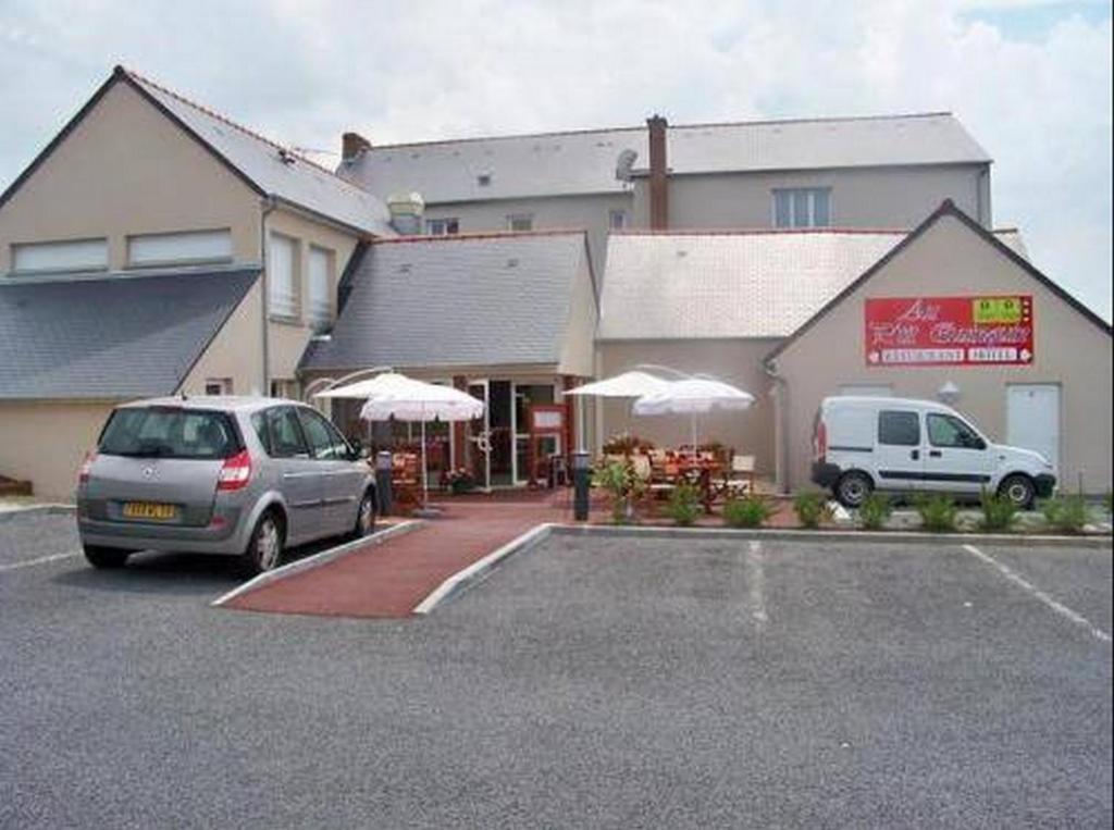 Au P'Tit Quinquin Hotel Le Val-Saint-Père Eksteriør billede