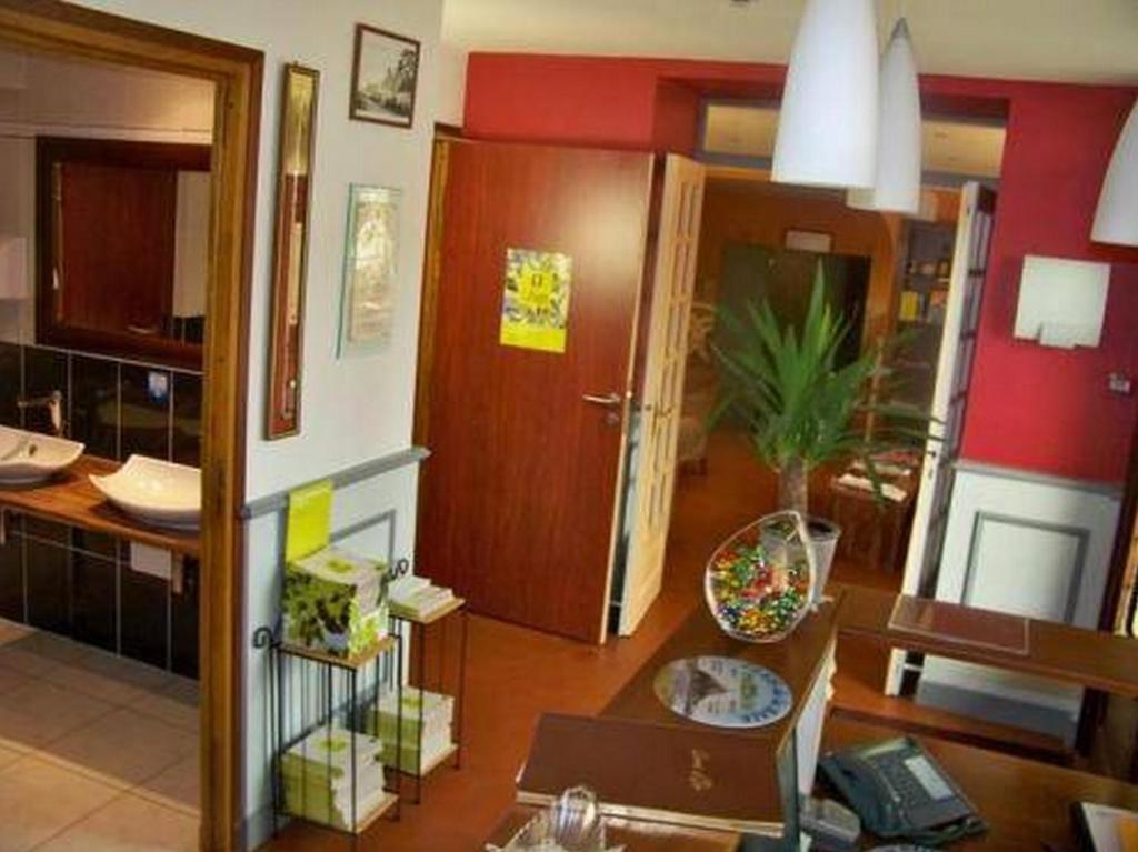 Au P'Tit Quinquin Hotel Le Val-Saint-Père Eksteriør billede